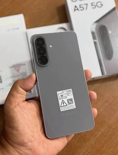 Samsung A57 5G GRIS 3