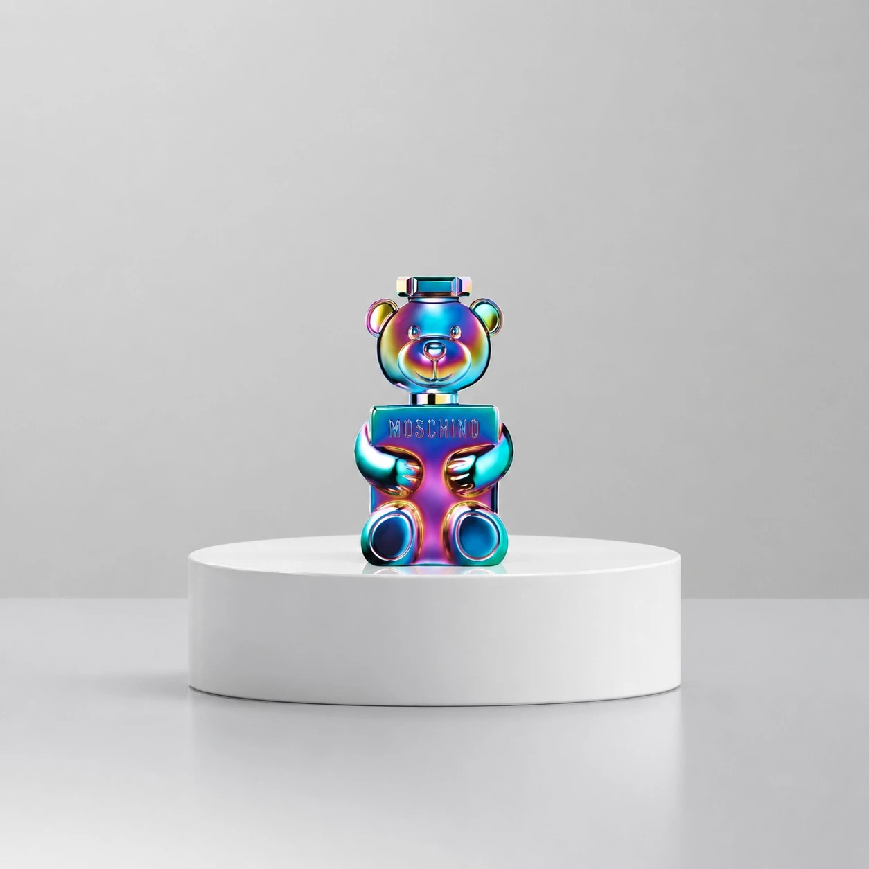 Toy 2 Pearl – Moschino