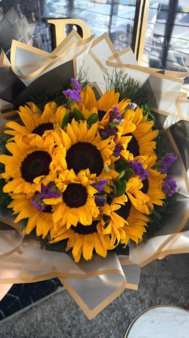 Ramillete mediano de girasoles  2
