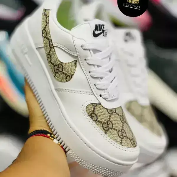 Nike air