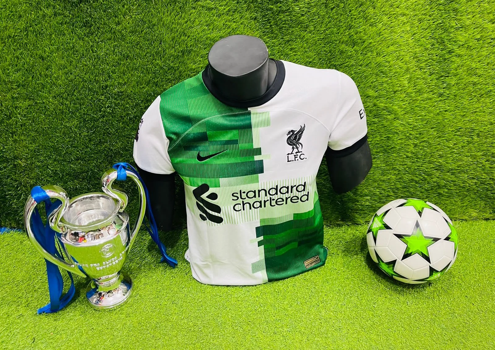 LIVERPOOL ALTERNA 