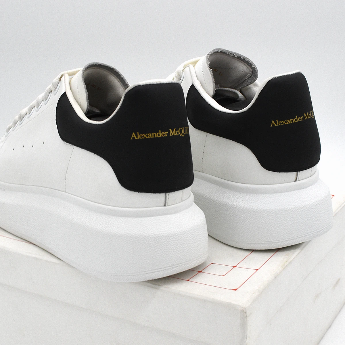 Alexander Mcqueen 2