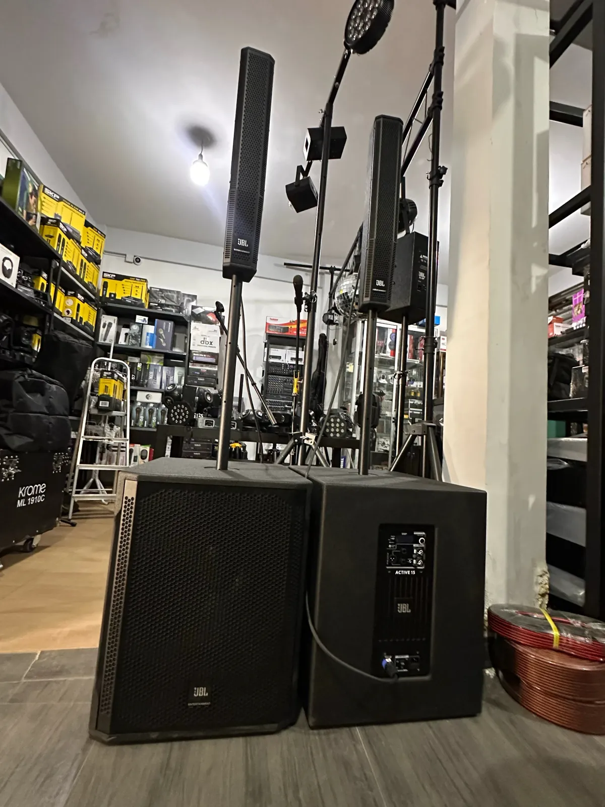 JBL L360 COLUMNAS ACTIVAS   7