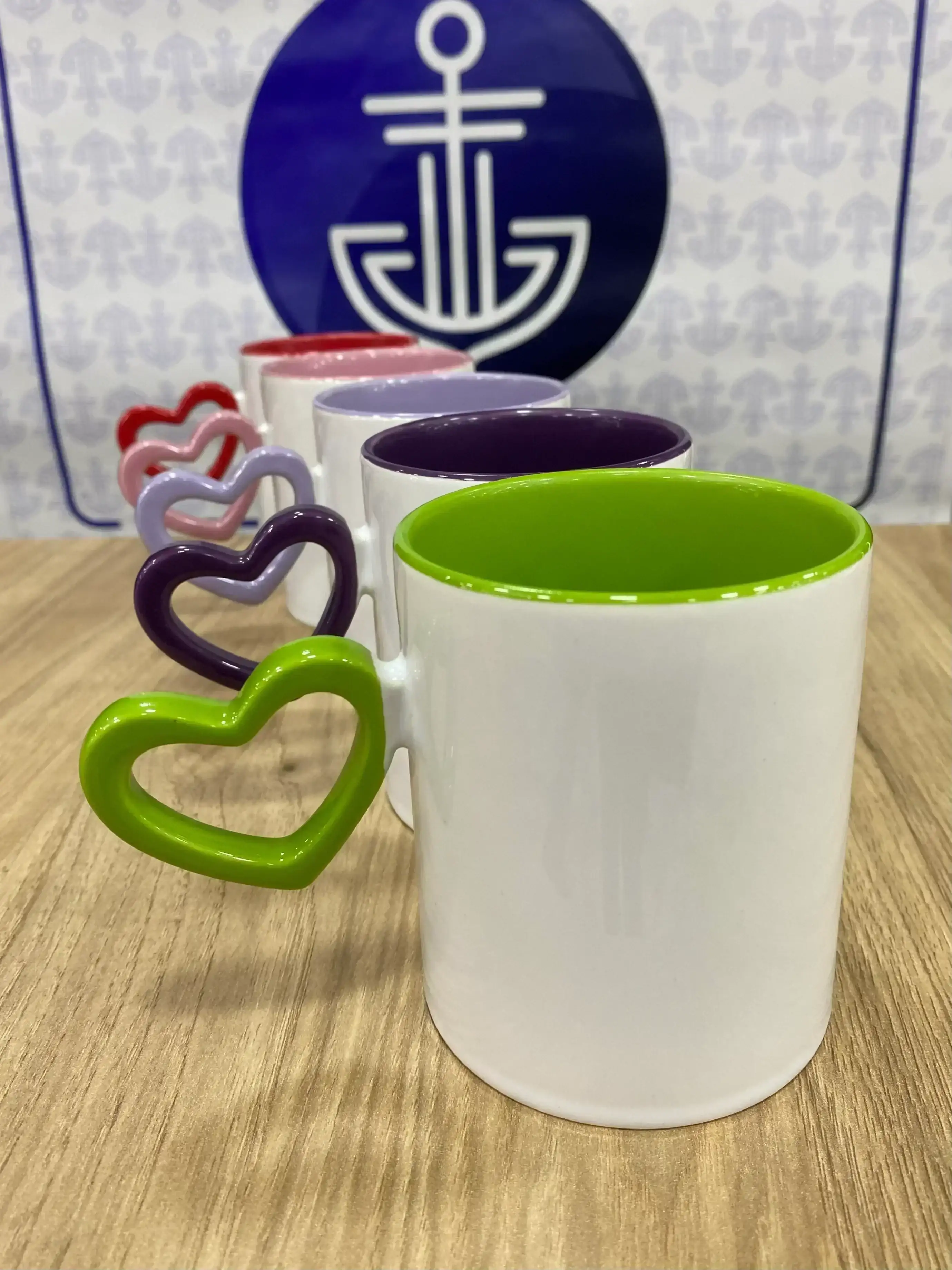 MUG OREJA CORAZON FONDO COLOR 11 ONZ 2