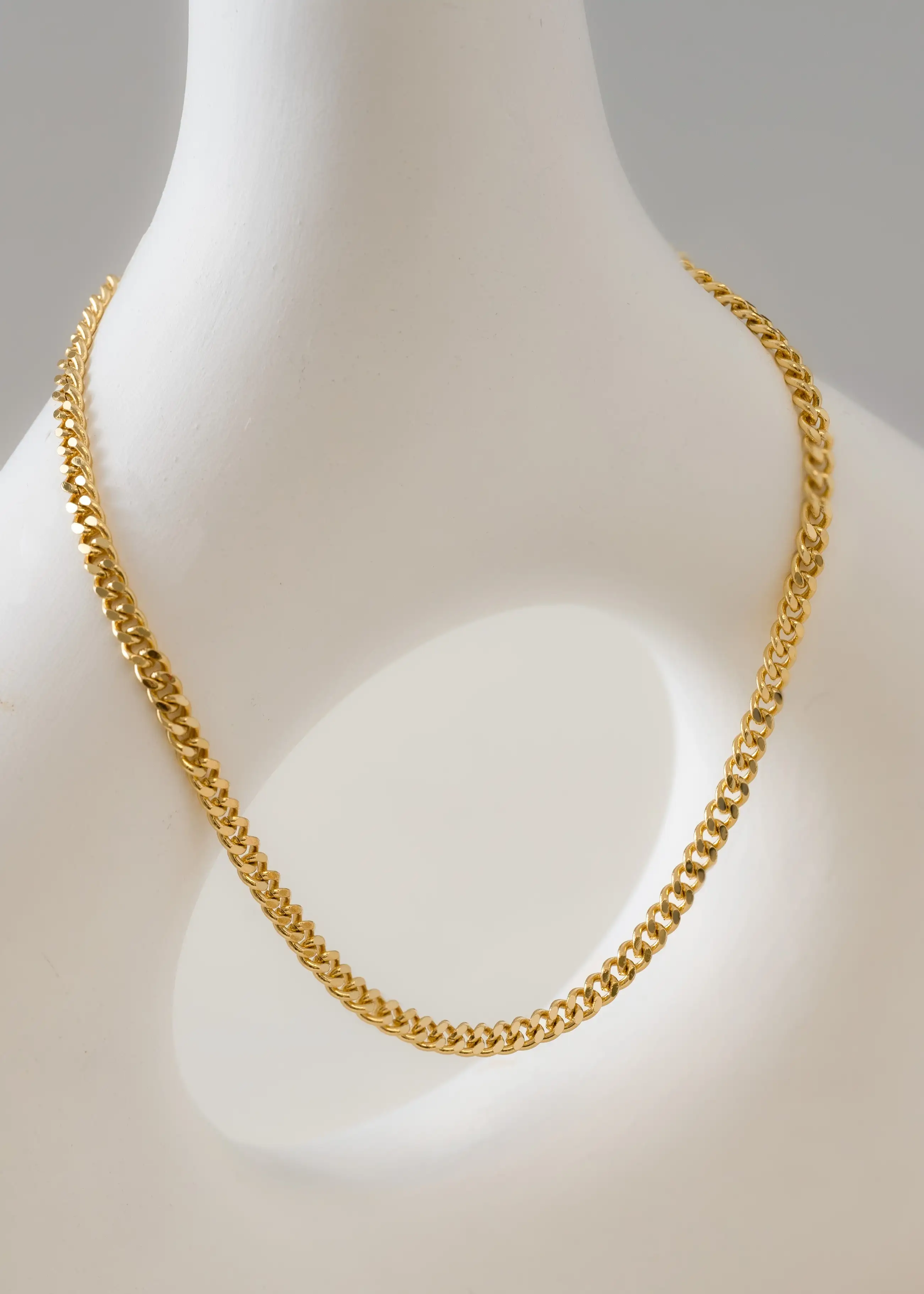 Cadena Cubana Plana 2.5mm 65cms 3