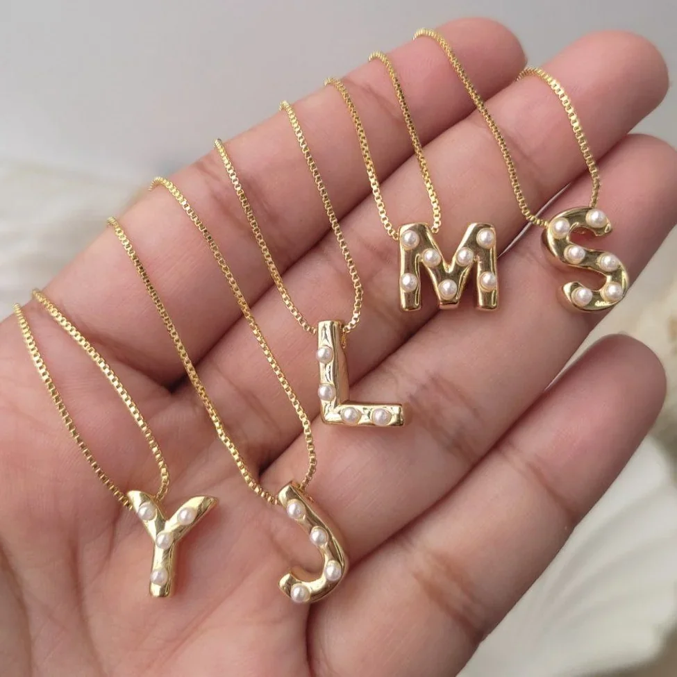 CADENA LETRA PERLAS 2