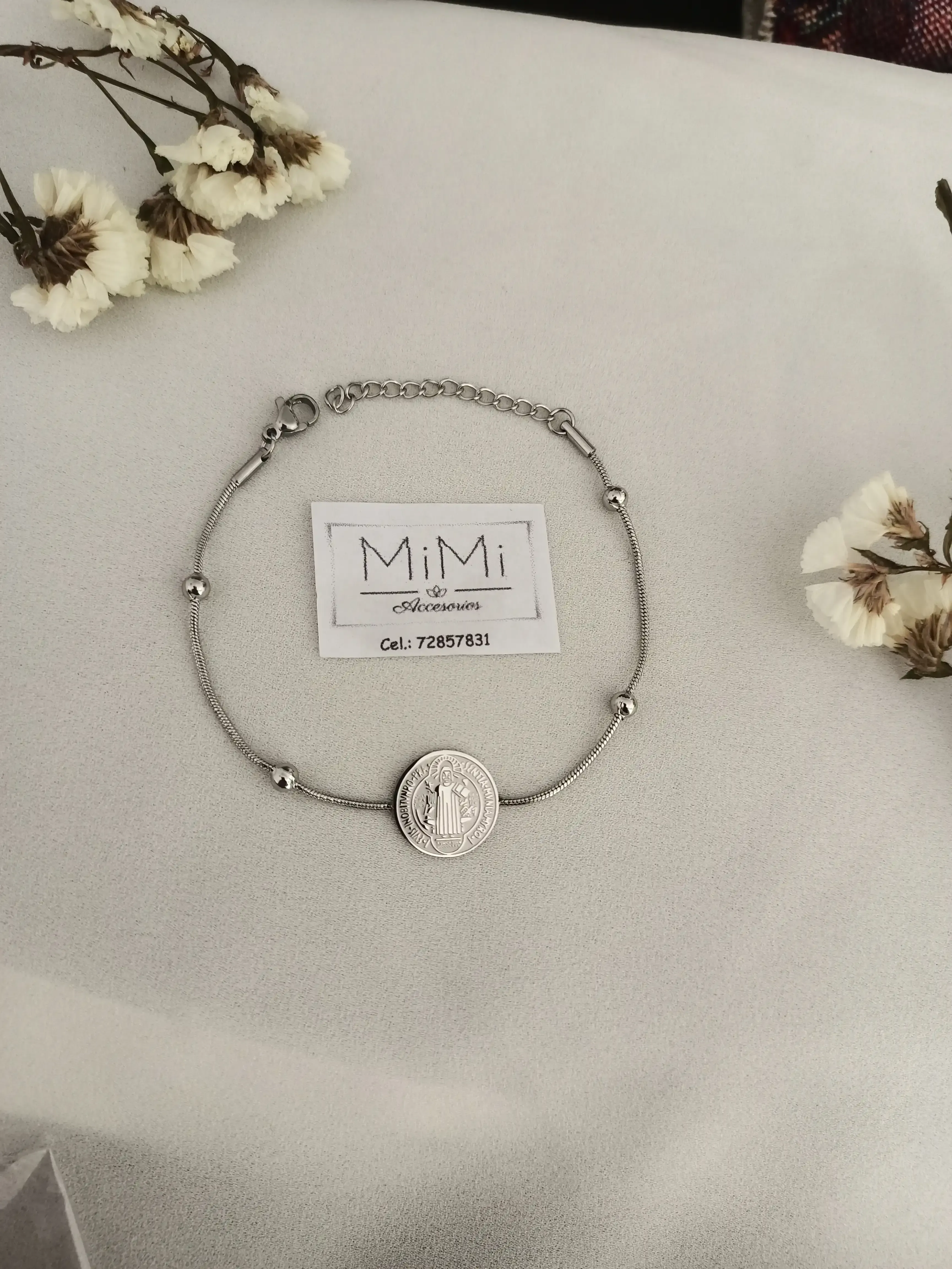 Pulsera San Benito plateado en acero inoxidable 