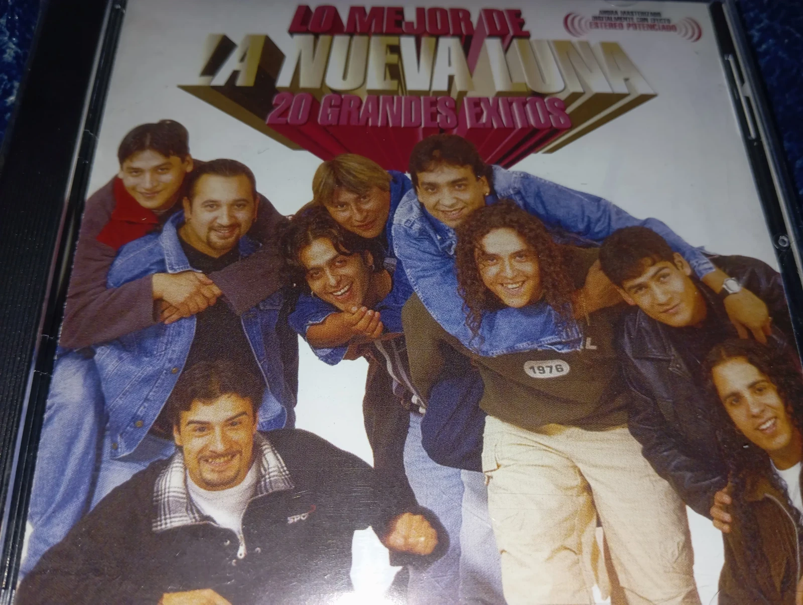 La Nueva Luna - Lo Mejor De (20 Grandes Exitos)(ARGENTINA)