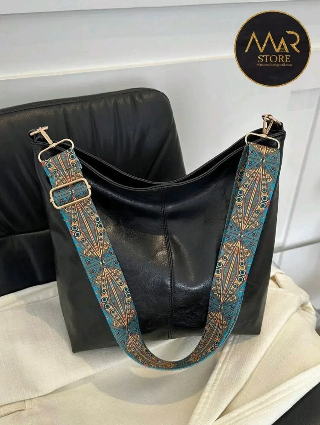 Bolso amplio color negro