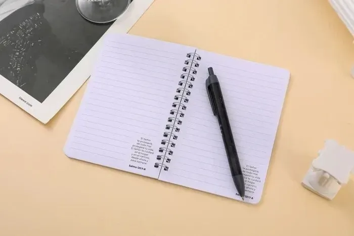 Libreta pequena con lapicero el Senor te protegera 2
