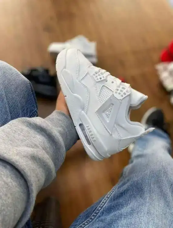Jordan 4 Retro (hombre)