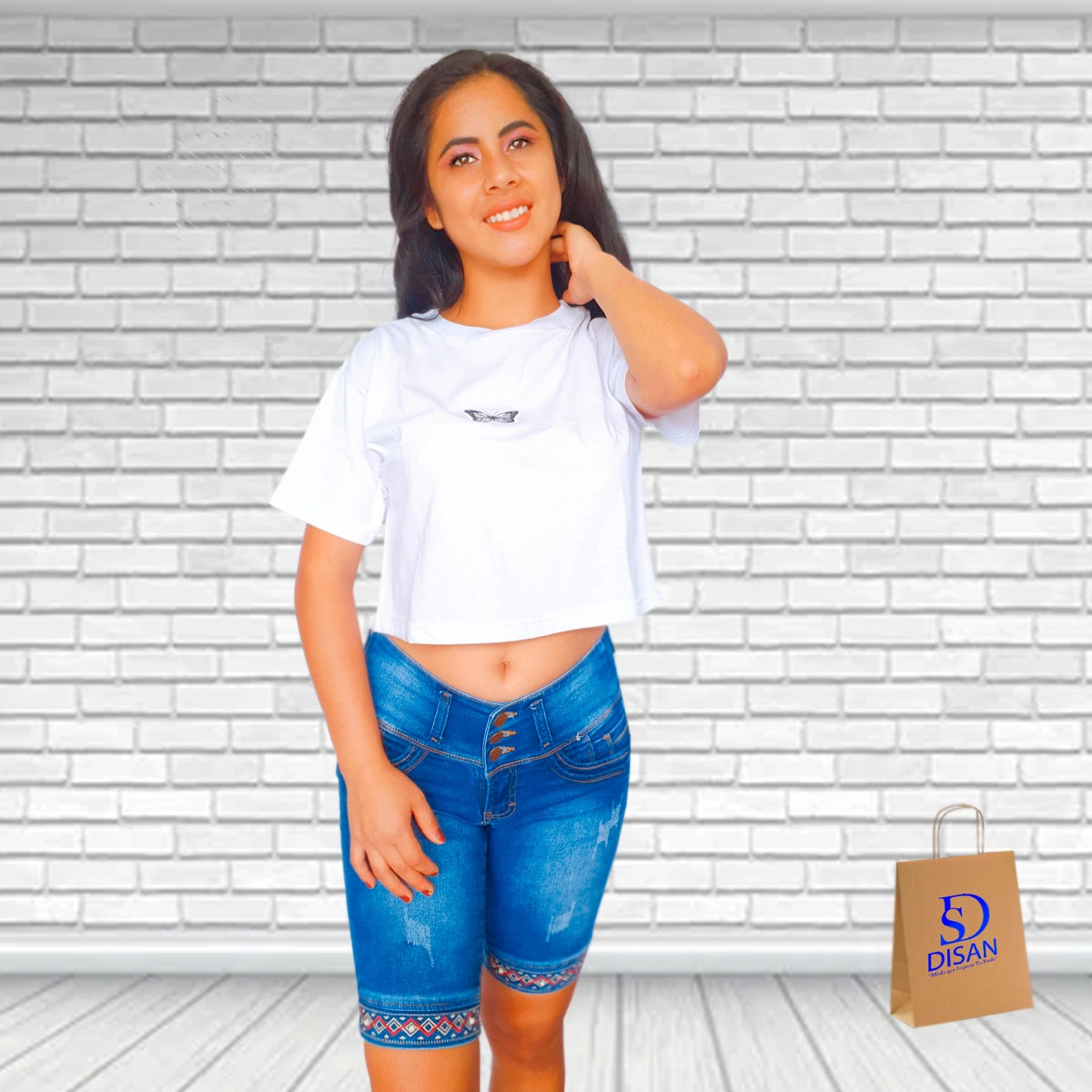 Polo Crop Blanco Mariposa 