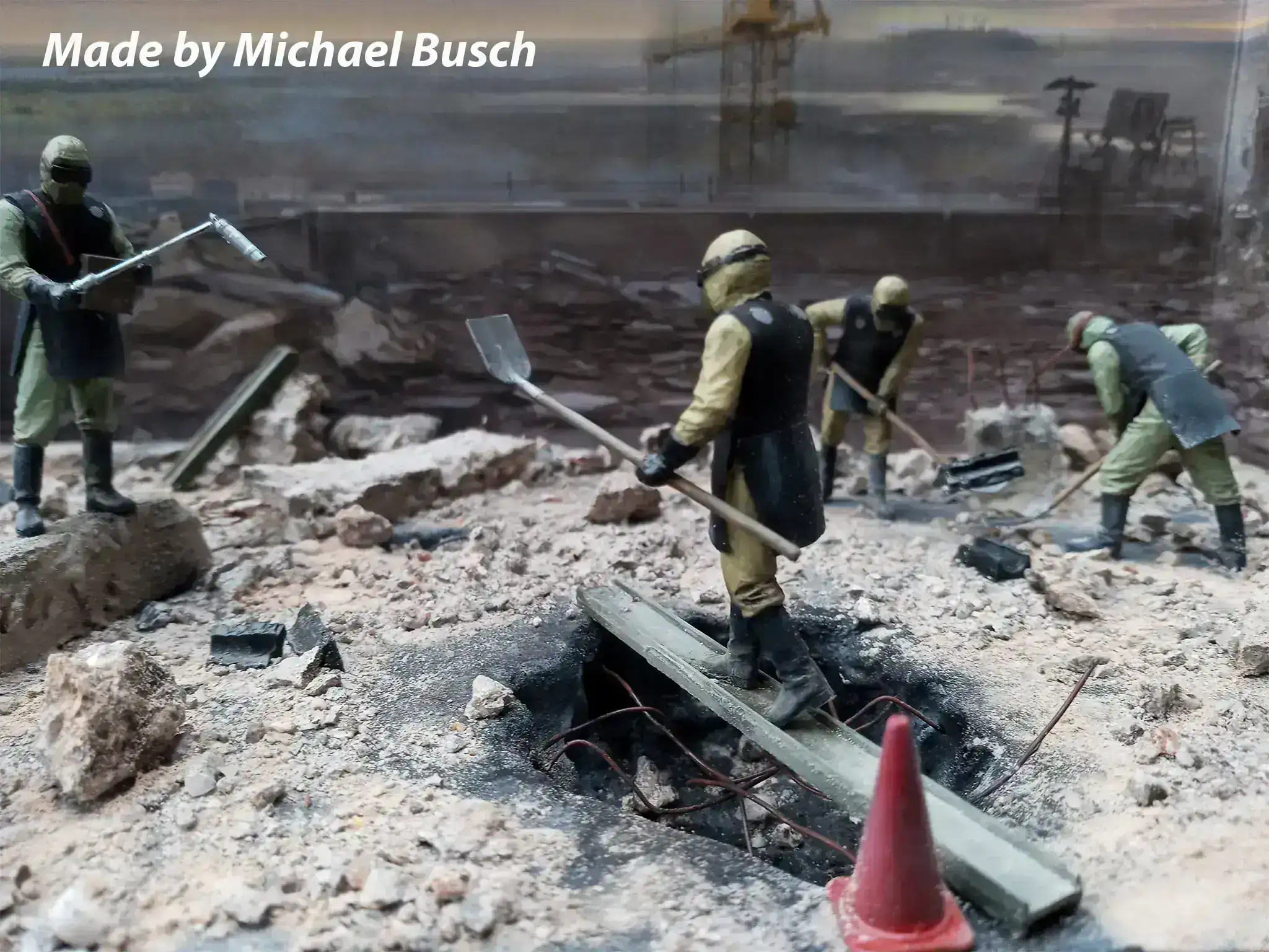 Chernobyl#3 RUBBLE CLEANERS (5 FIGURES) 3