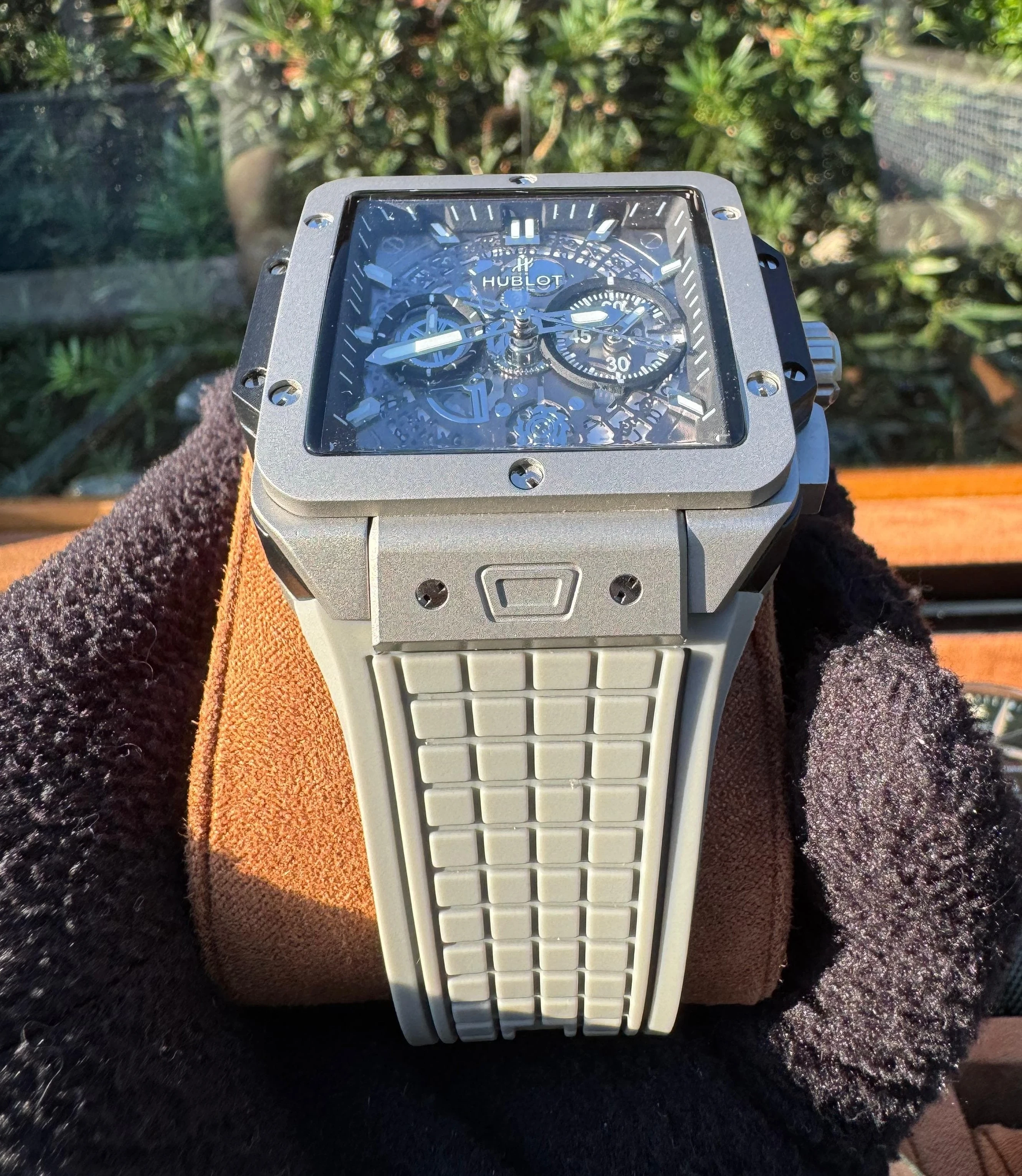 RELÓGIO HUBLOT SQUARE BANG 9