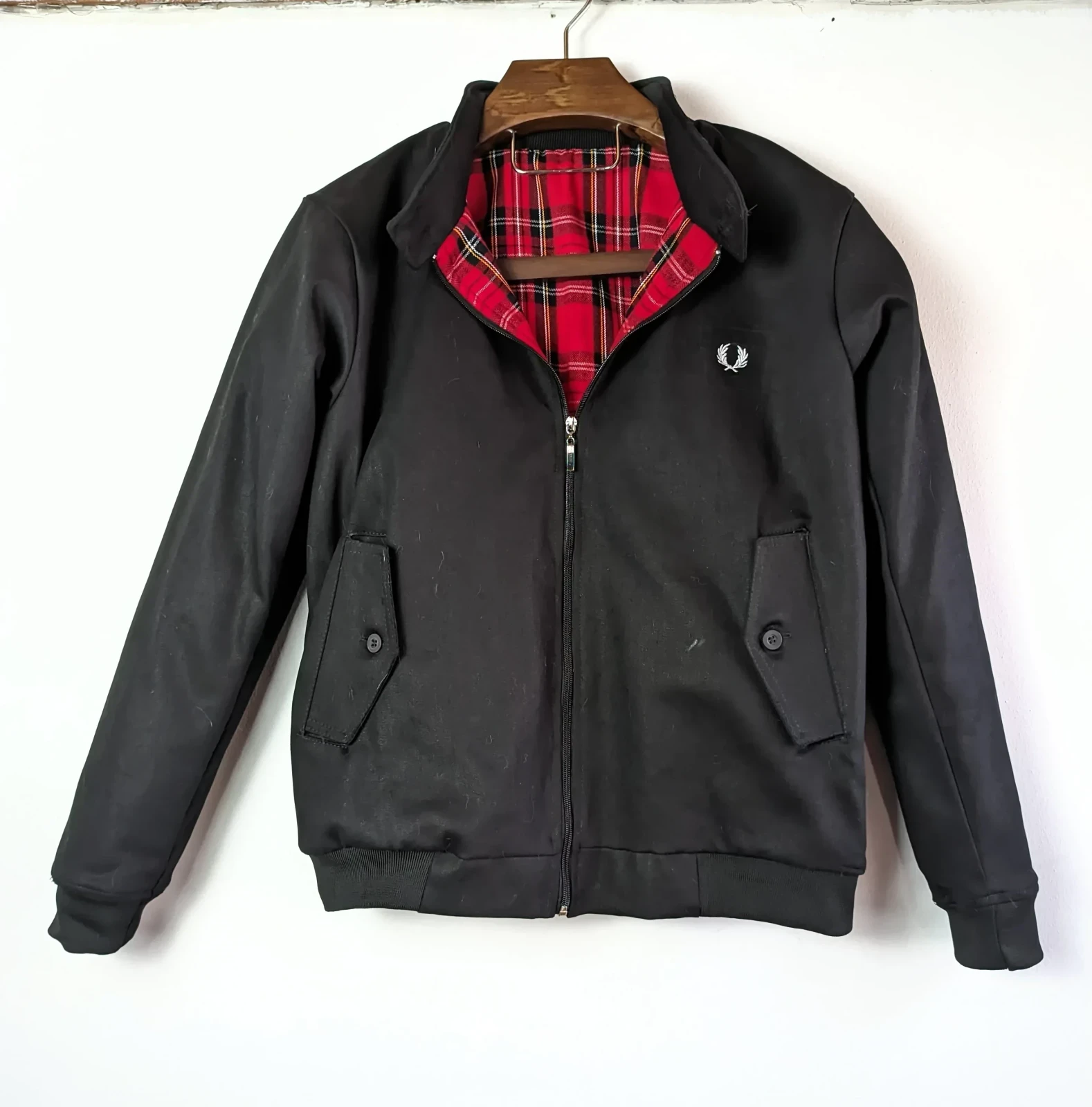 Chaqueta tipo harrington negro 