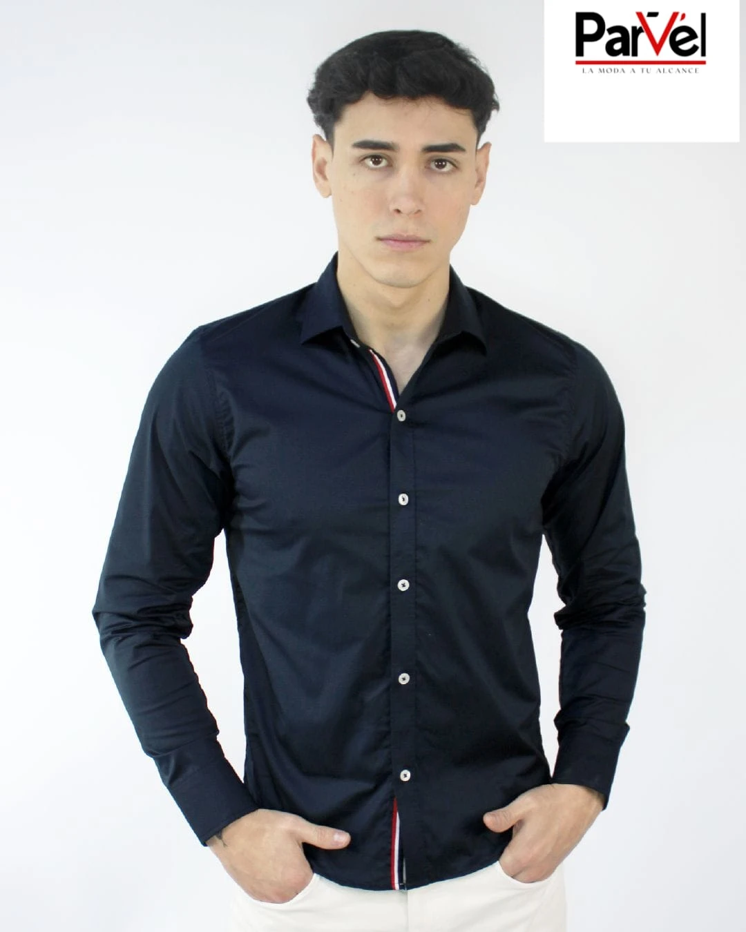 Camisa en popelina alicrada 