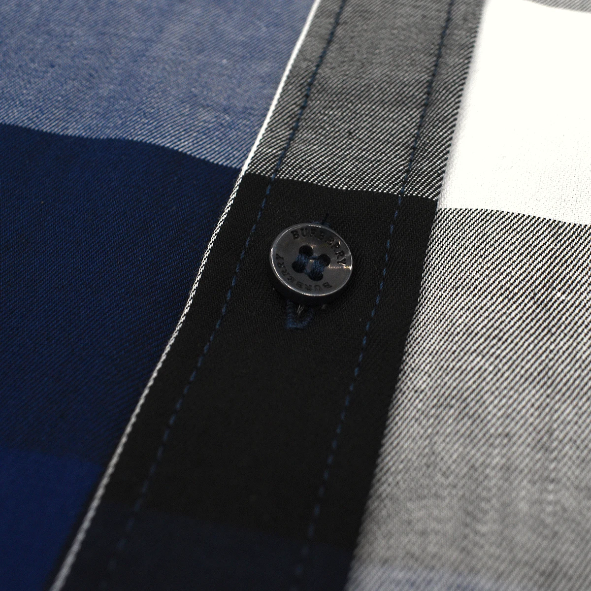Camisa Burberry 4