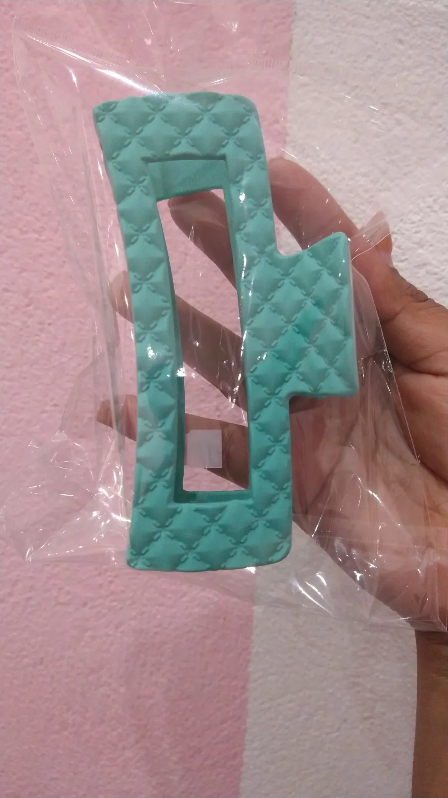 Pinza con diseño grande 2
