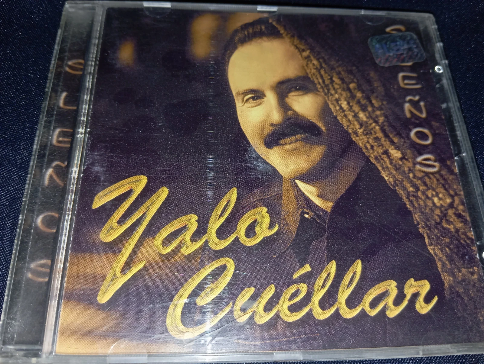 Yalo Cuellar - Sueños (EFECTO RECORDS)
