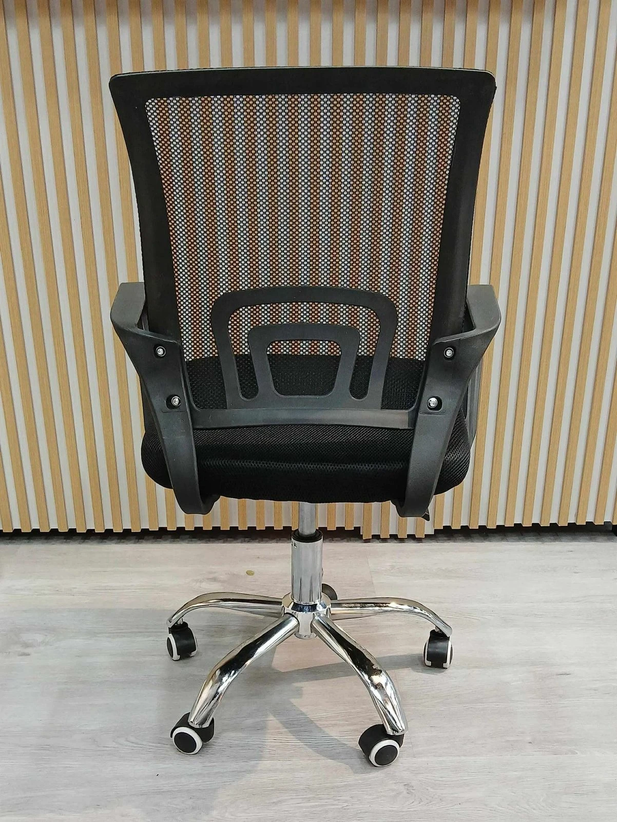 SILLA DE OFICINA ERGONOMICA  3