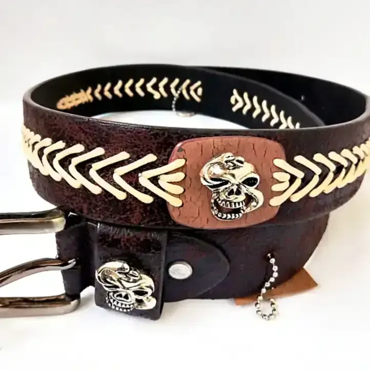 Correas Rockeras con pirámides o calaveras  3