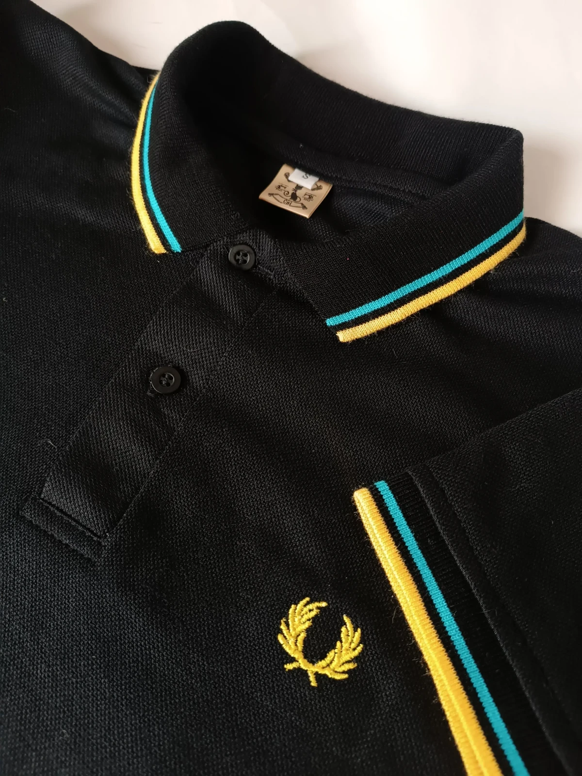 Camisa polo negra talla M