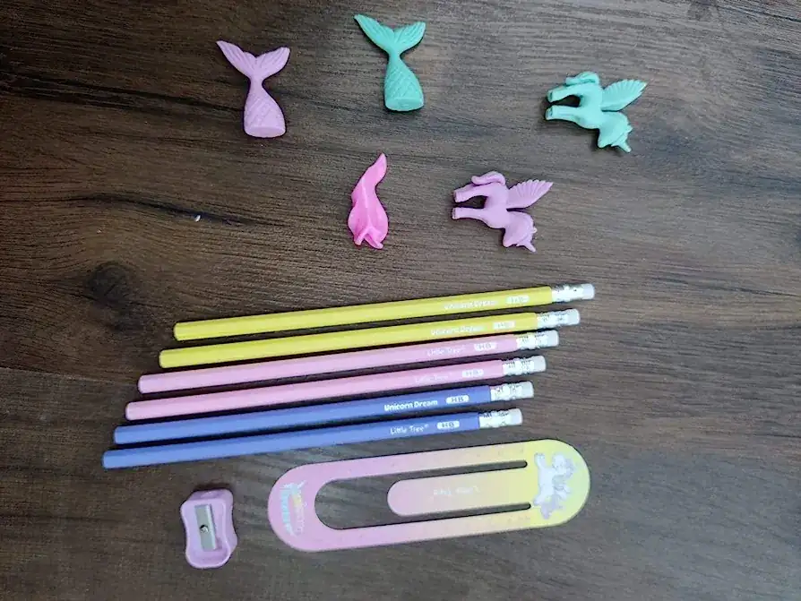 KIT LÁPICES DE COLORES UNICORNIO  4