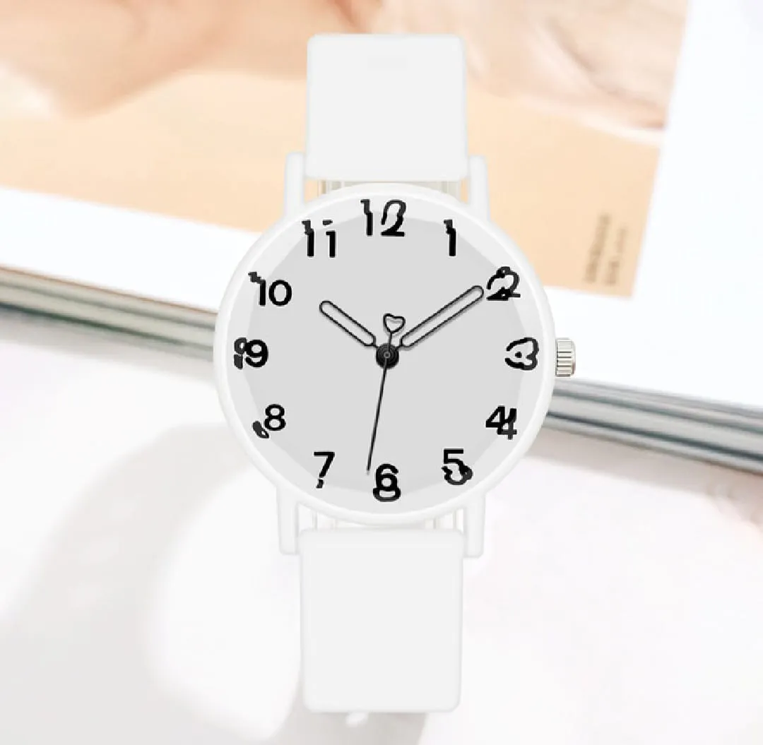 Reloj Pulso Goma Analogo Segundero Corazon Blanco 2