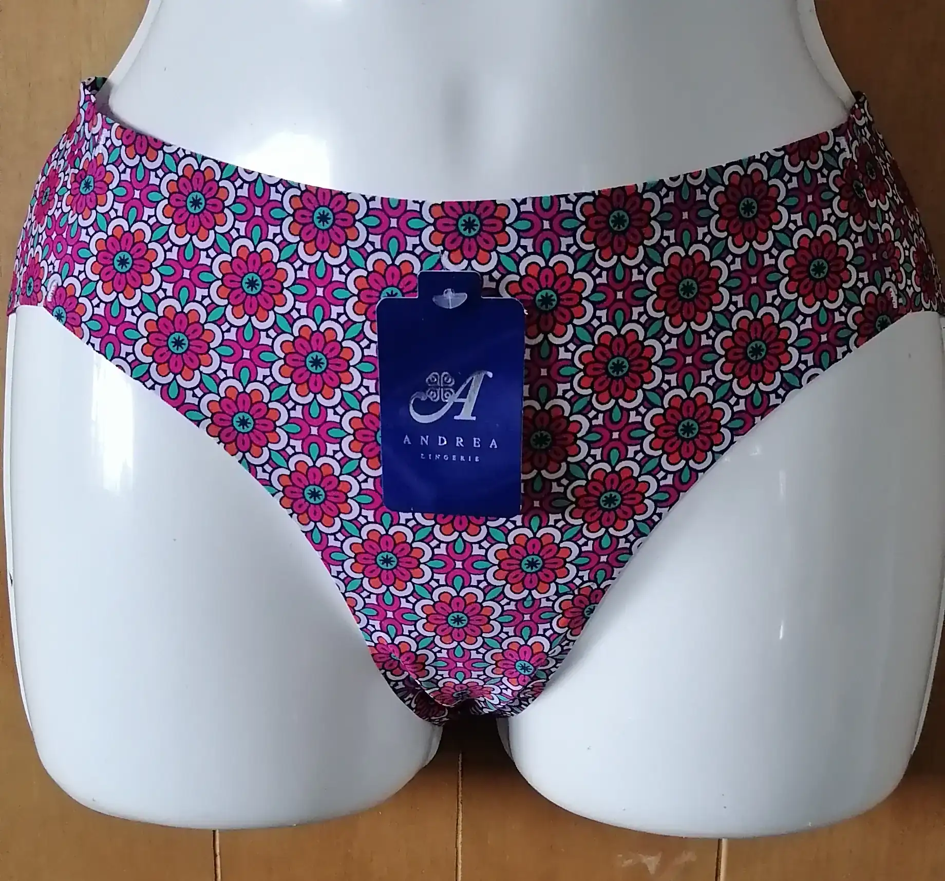 Panty floreado