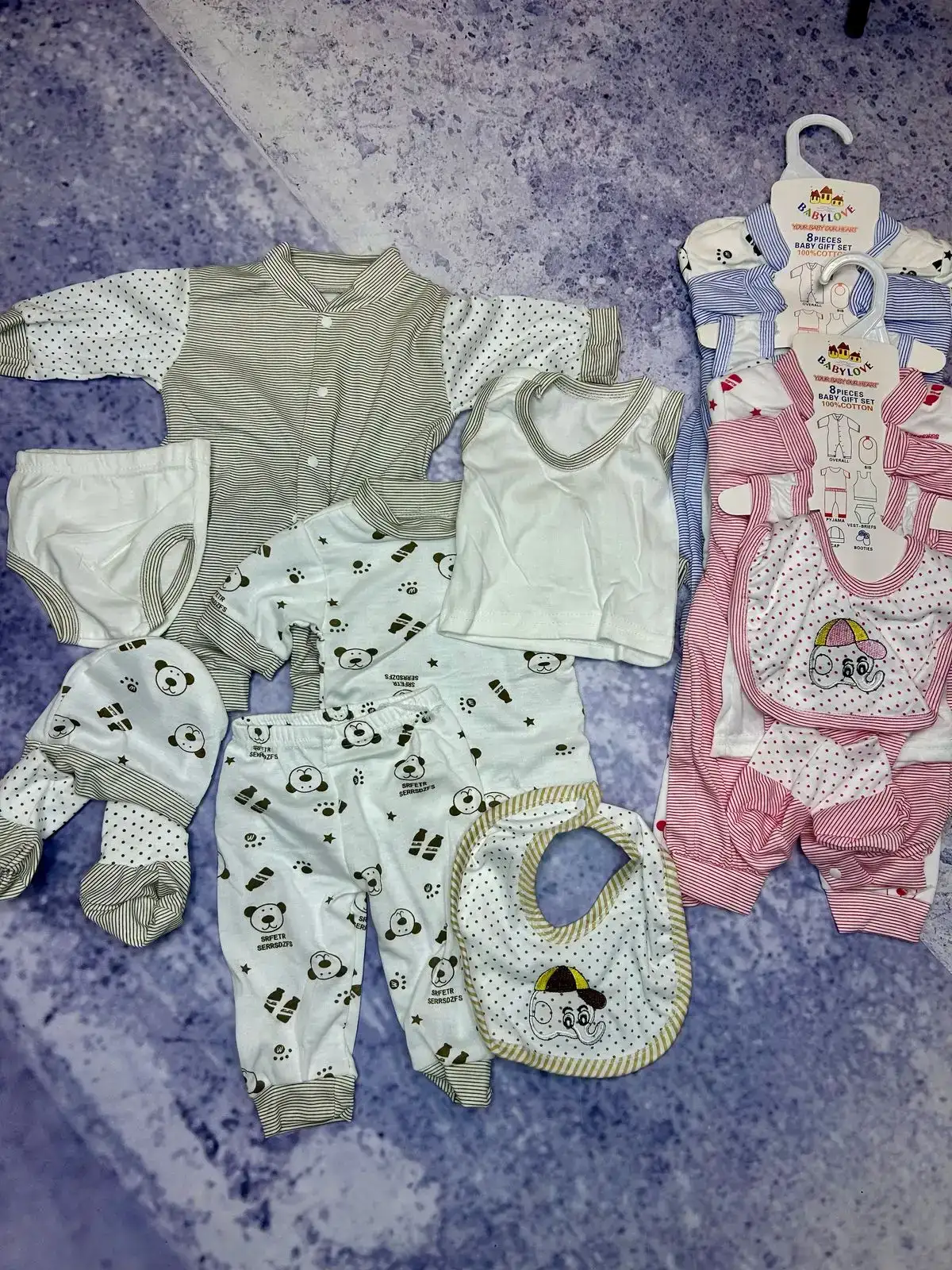 Ajuar conjunto de 8 piezas 