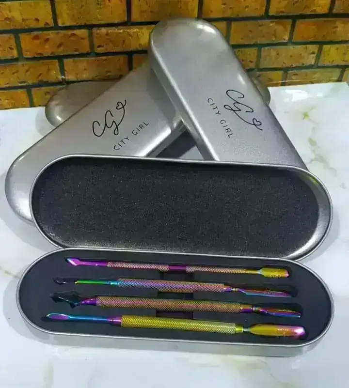 Set repujador tornasolado 