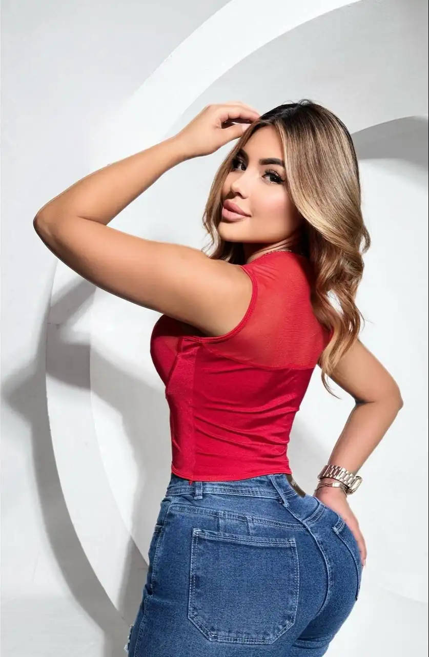🥰🆕Nueva colección Croptop con varilla estilo W y copas  4