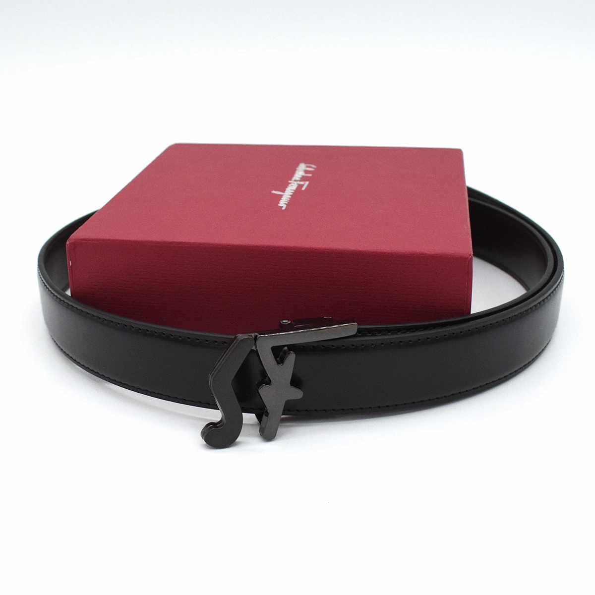Cinturón Salvatore Ferragamo 9