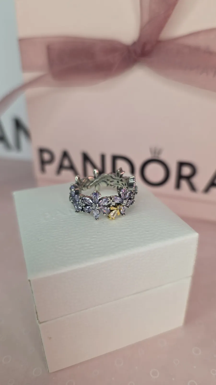 Pandora Bridgerton Herbarium & Bee Ring 4