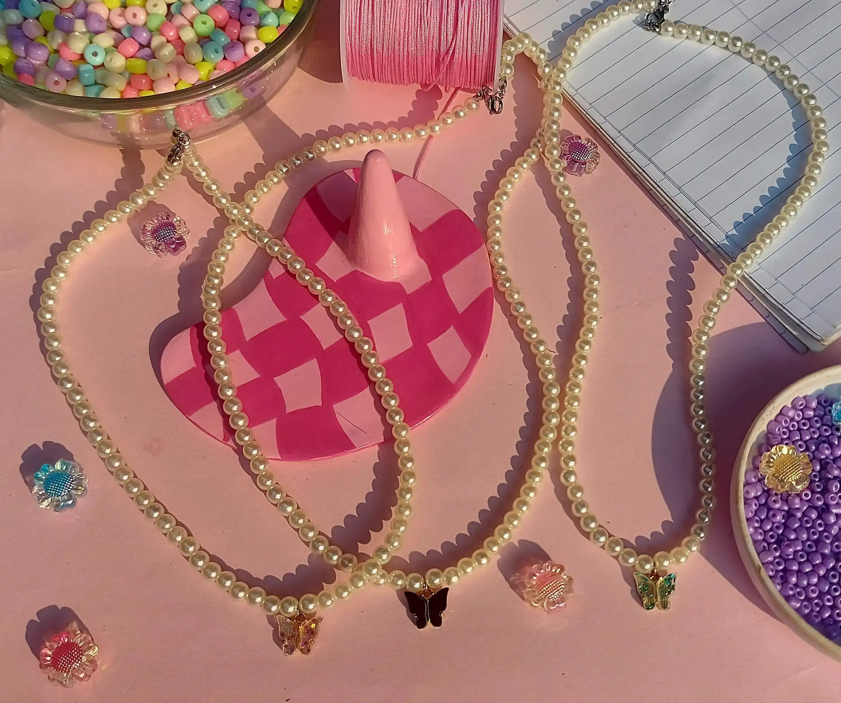 Collar de mariposas 