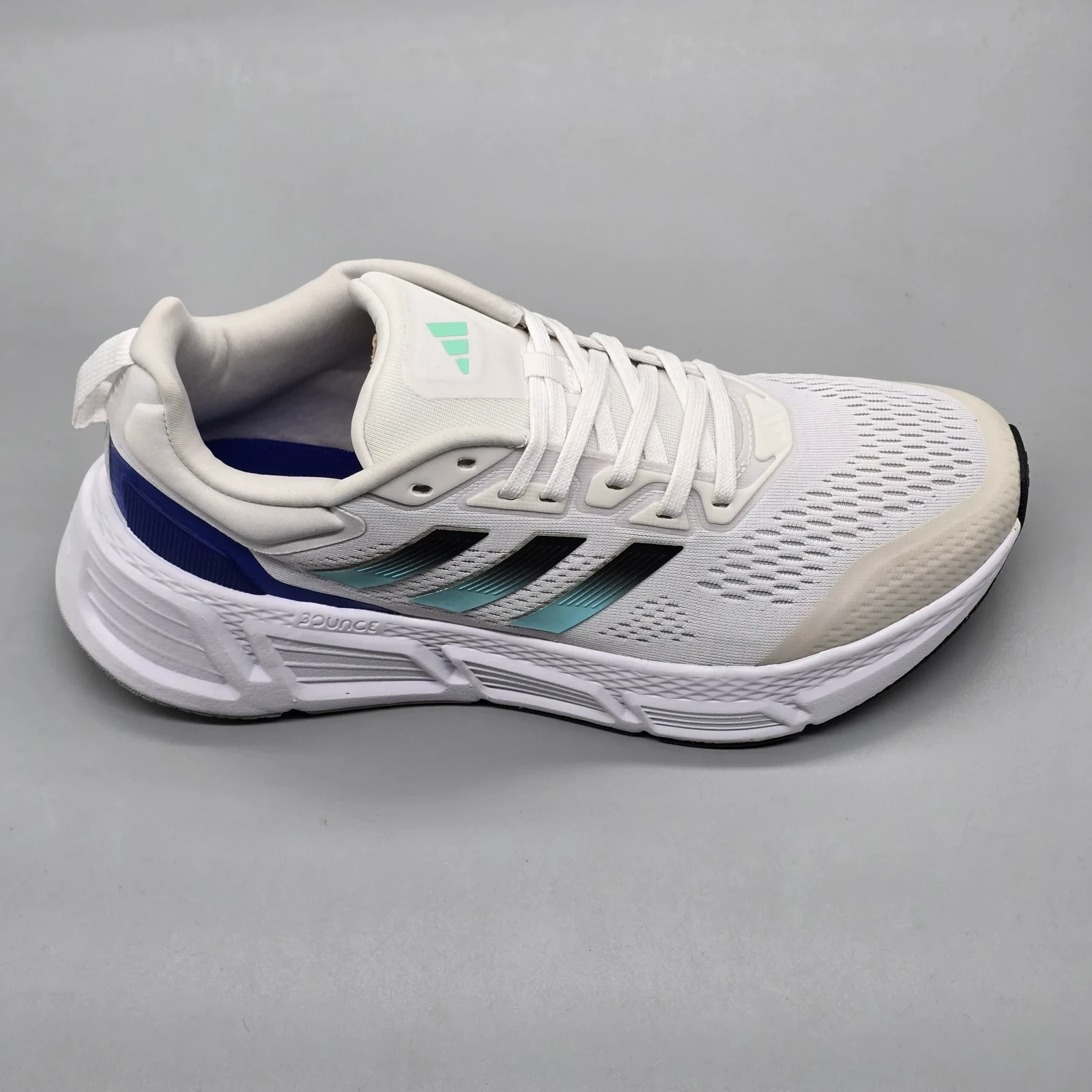 ADIDAS QUESTAR 2