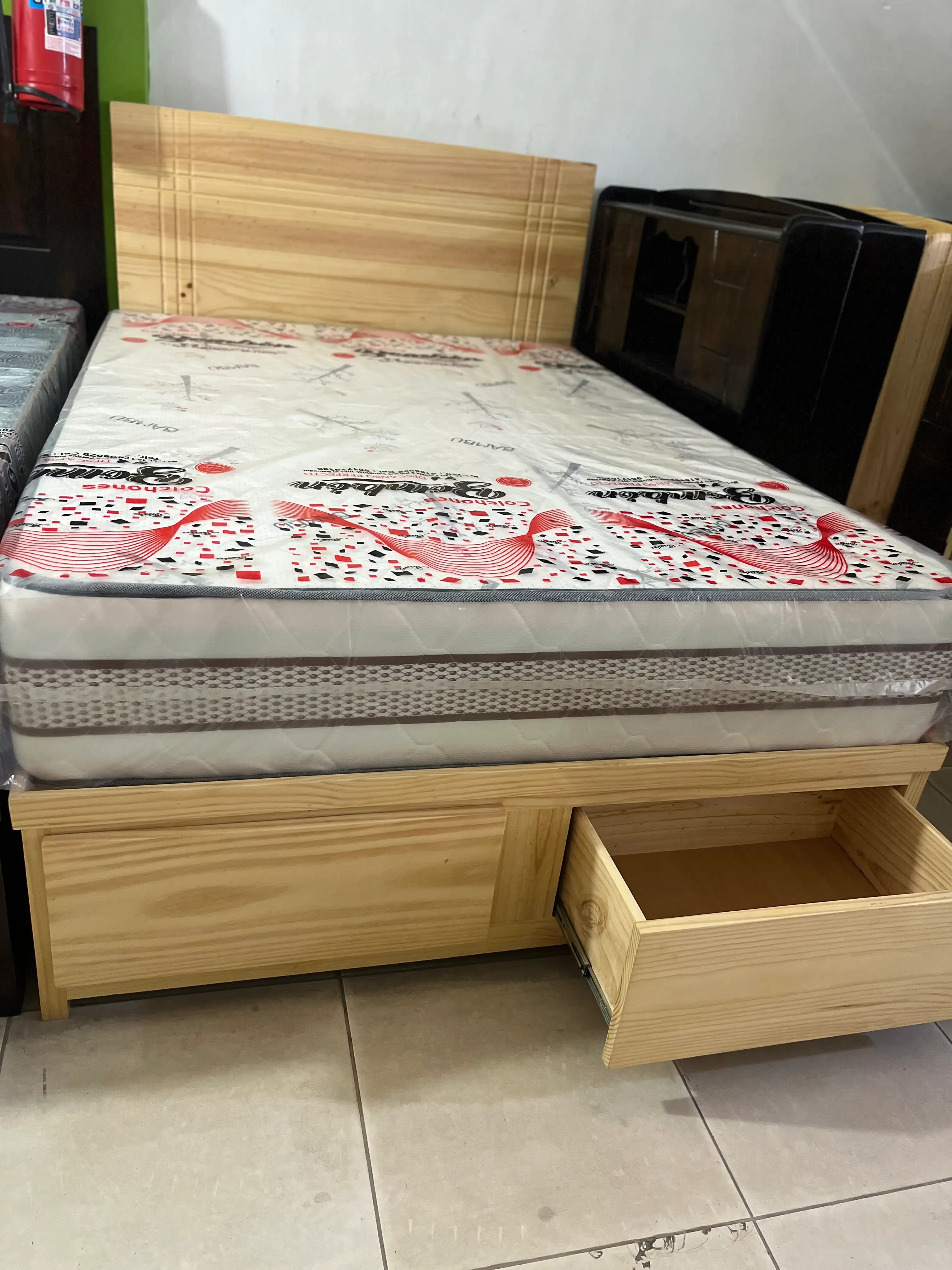 Cama Cuadrada 2plz con sabanera  2