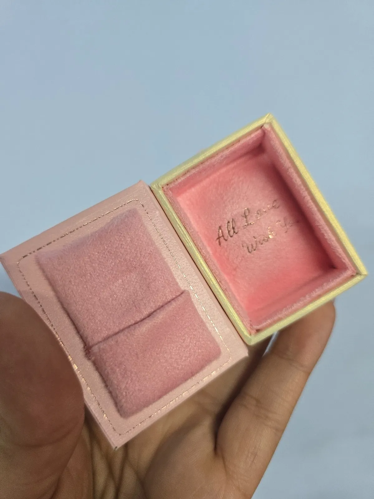 Caja para anillo libro