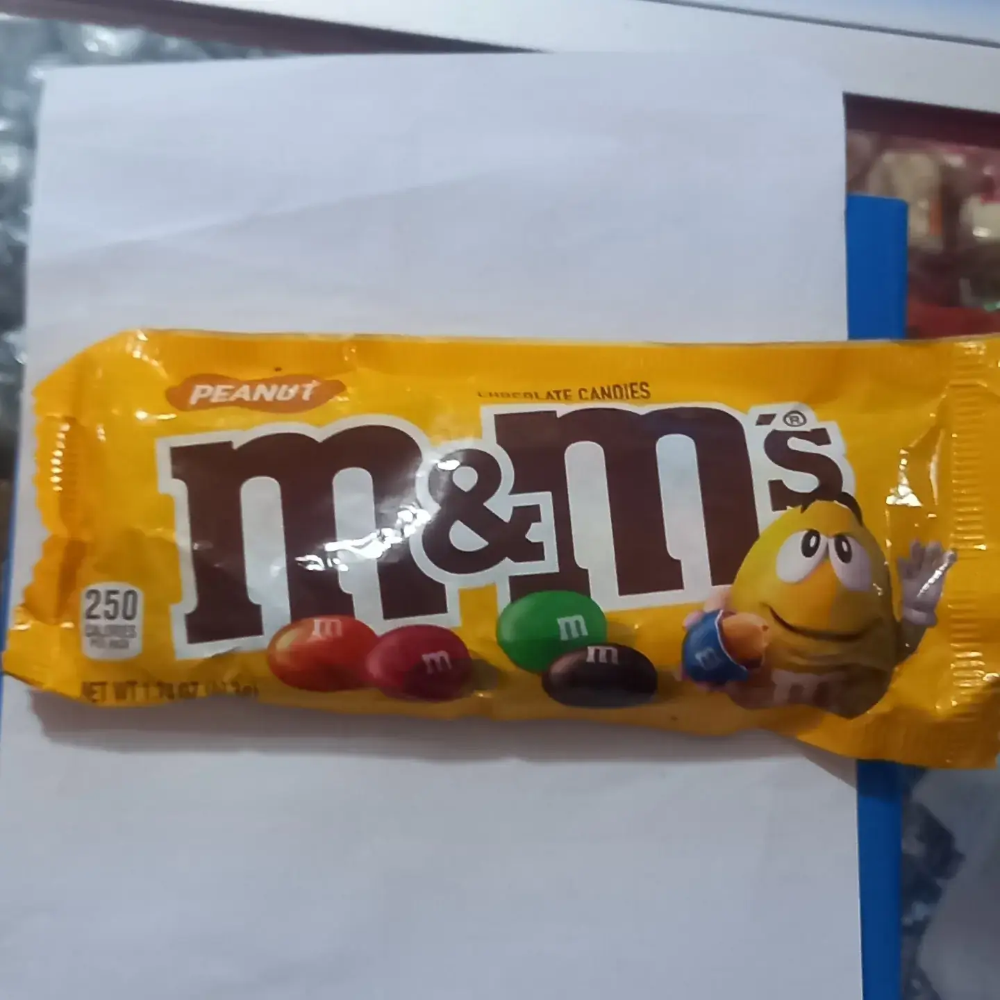 M&M