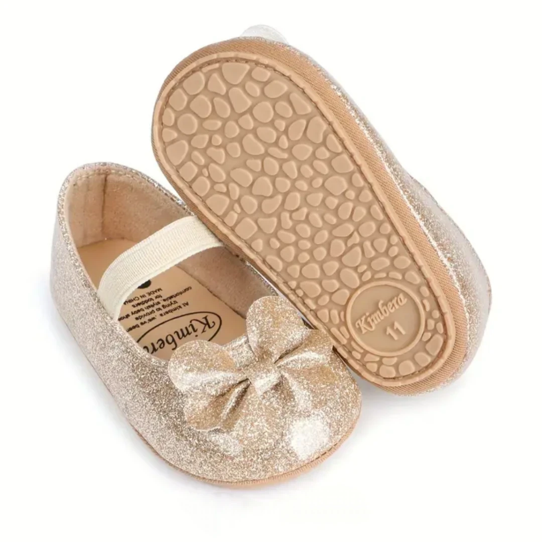 ZAPATITOS ORO CON LAZO  3
