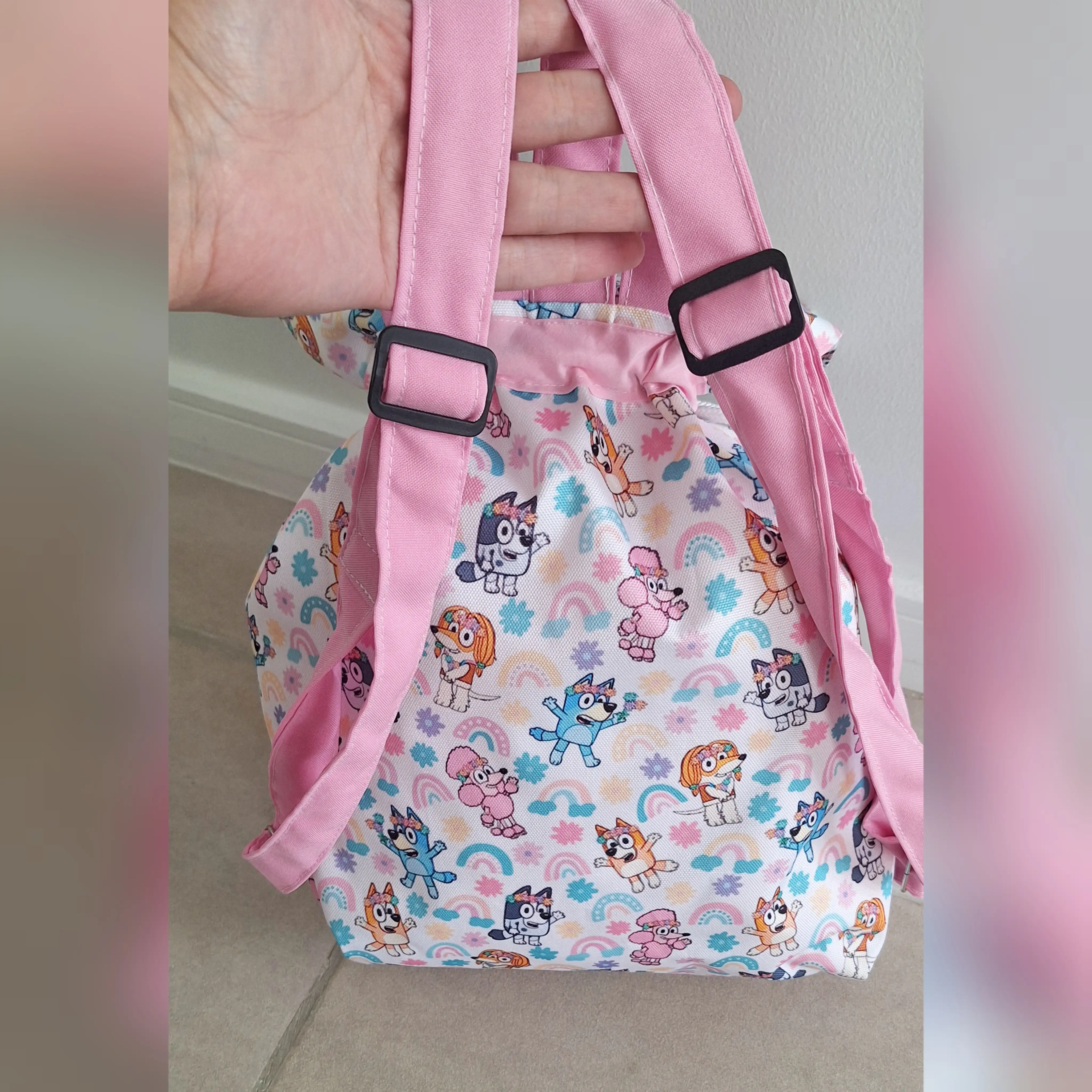 Mochila bluey rosado 3