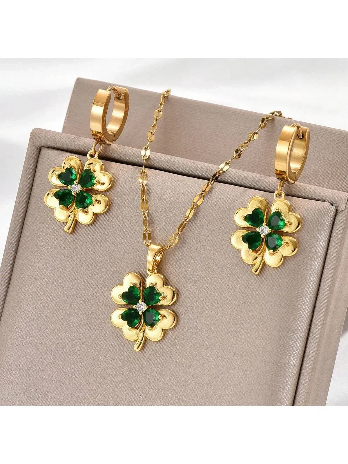 Collar Y Pendientes De Trébol De Cuatro Hojas