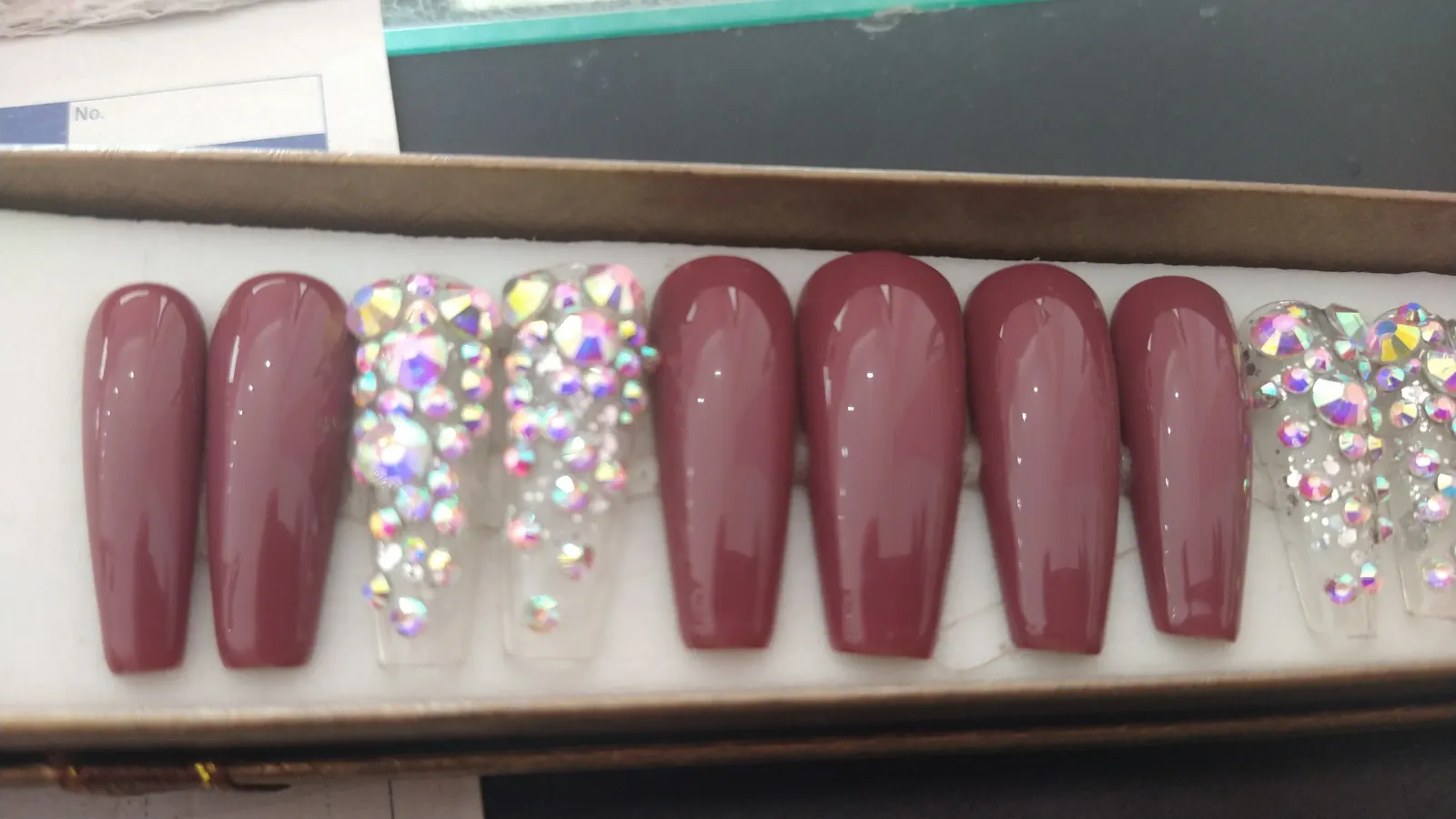 Uñas con piedras 2