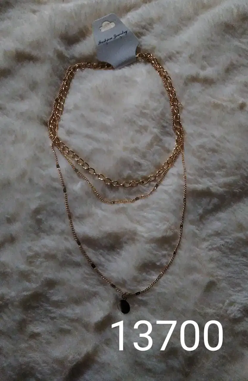 Collar 1 Moneda 2