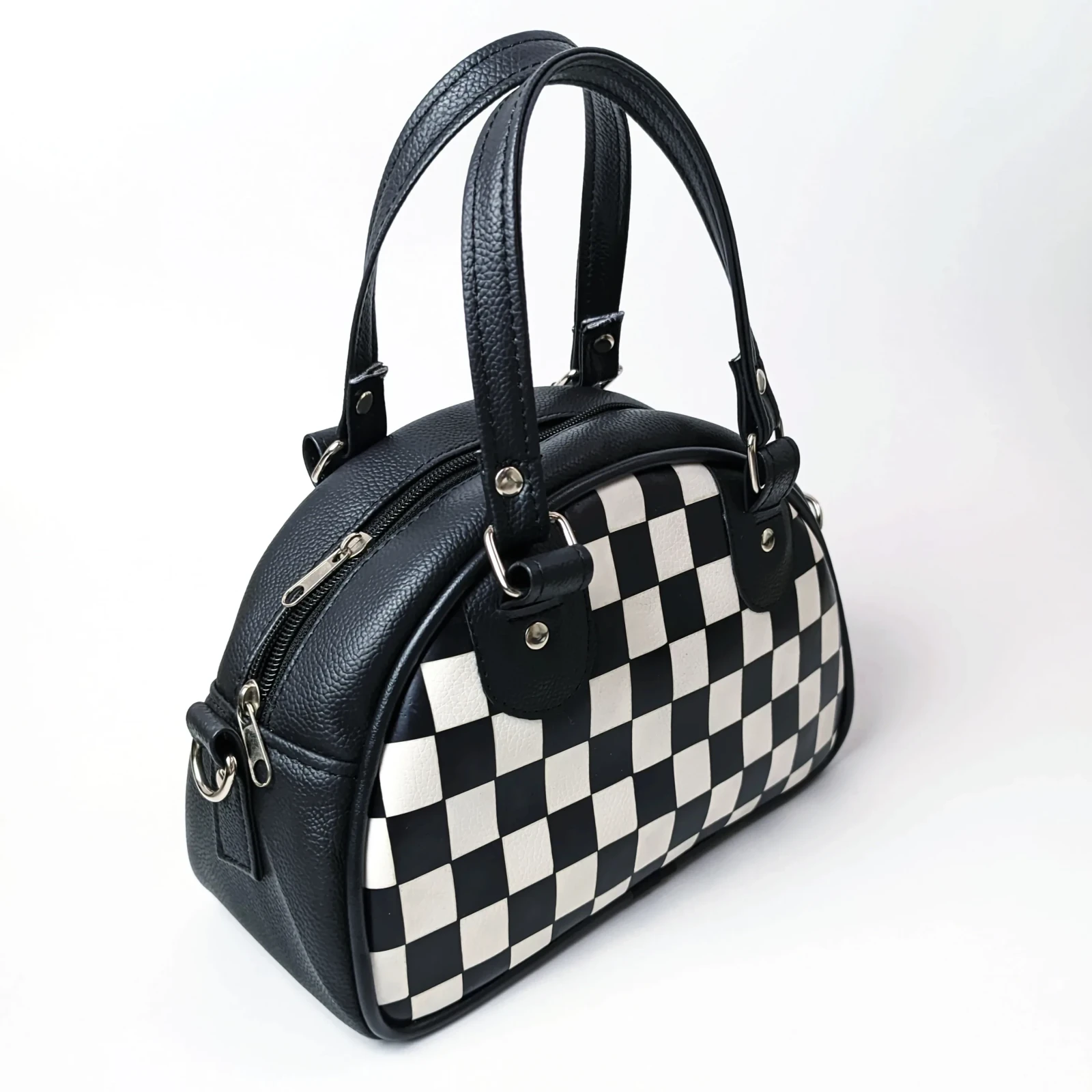 Bolso pequeño cuadros blanco con negro