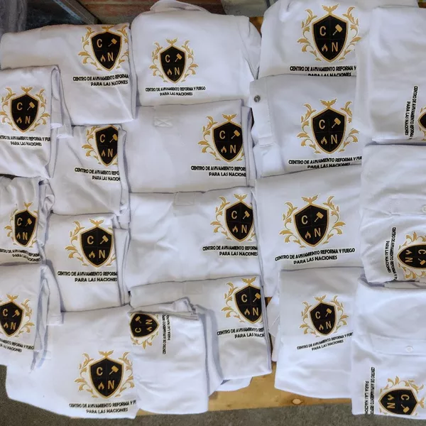 Camibusos al por mayor personalizados