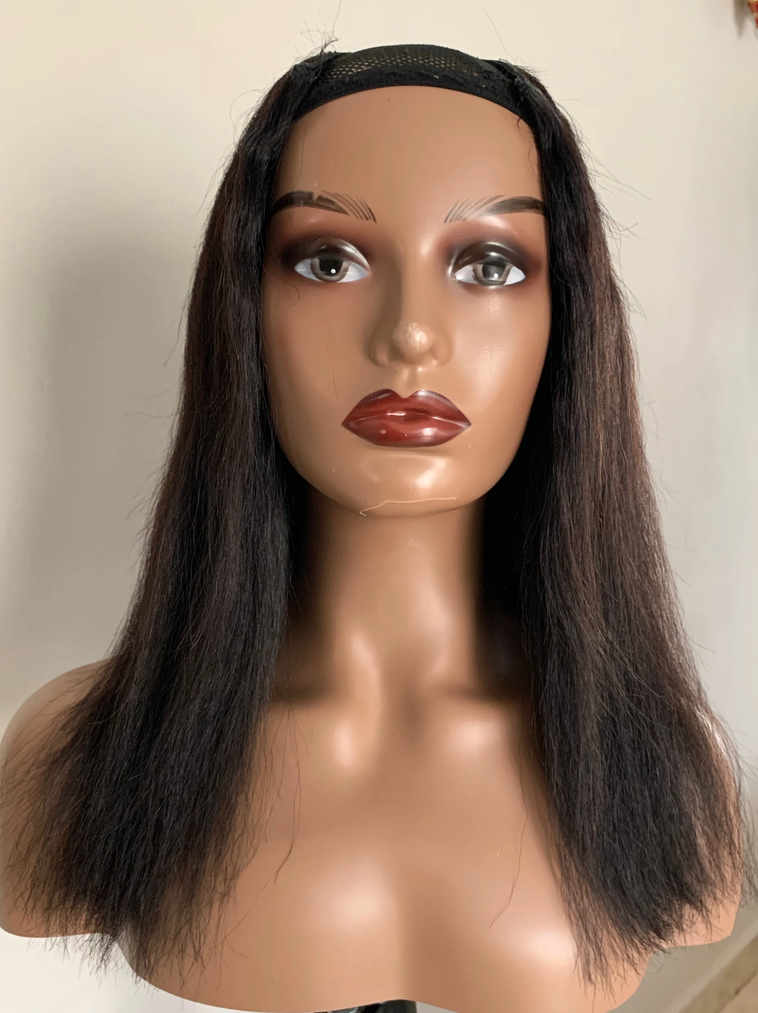 Peluca en U cabello yaki 16”