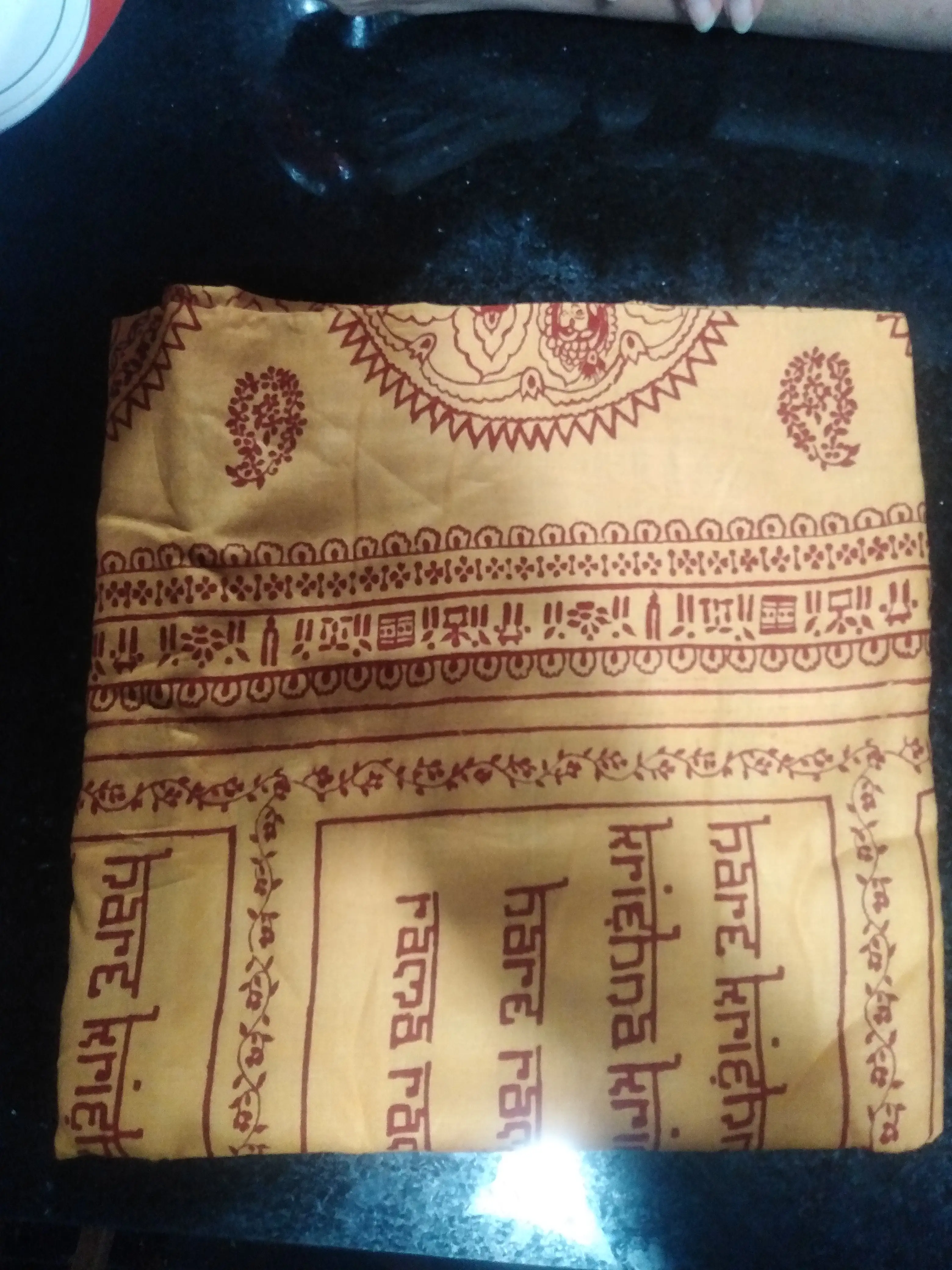 Chal amarillo