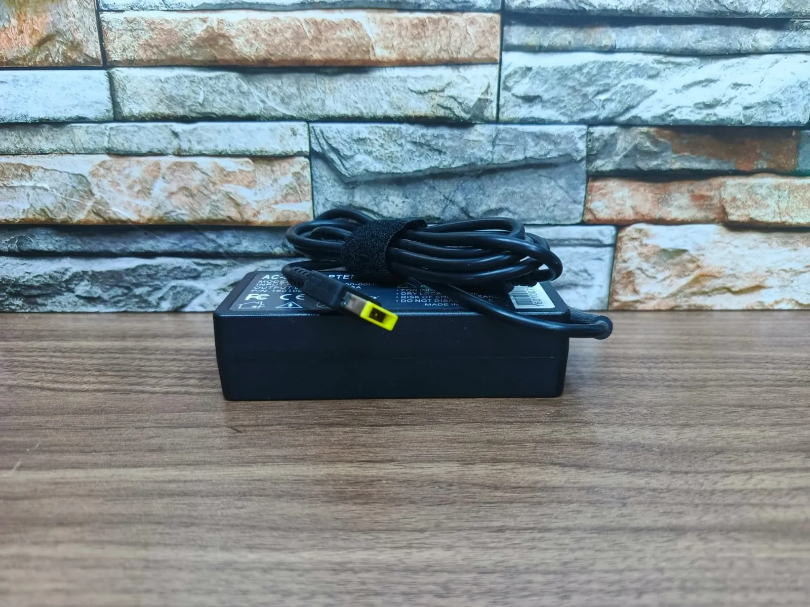 CARGADOR LENOVO W3 20V-3.25