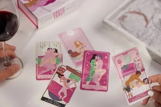 EROTIC TAROT 7